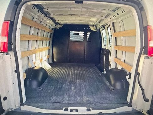 Used 2025 GMC Savana 2500 w/ Driver Convenience Package RWD image 11