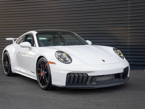 New 2026 Porsche 911 Carrera GTS image 9