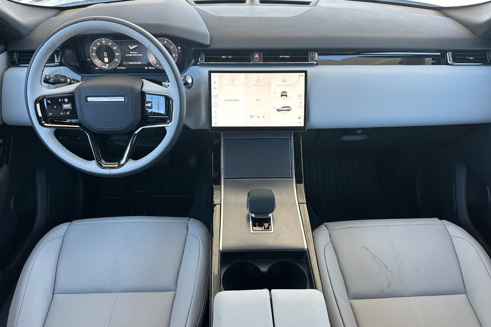 New 2026 Land Rover Range Rover Velar S AWD/4WD image 13