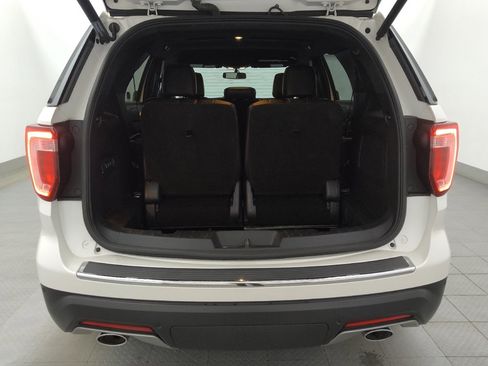 Used 2019 Ford Explorer Limited w/ Class III Trailer Tow Package image 29