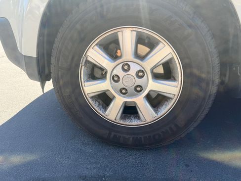 Used 2011 MAZDA Tribute i Sport image 6