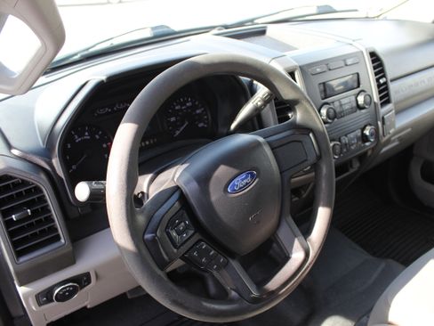 Used 2019 Ford F350 XL w/ Power Equipment Group image 19