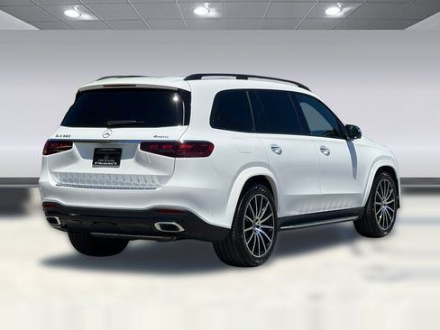 Used 2026 Mercedes-Benz GLS 580 4MATIC image 8