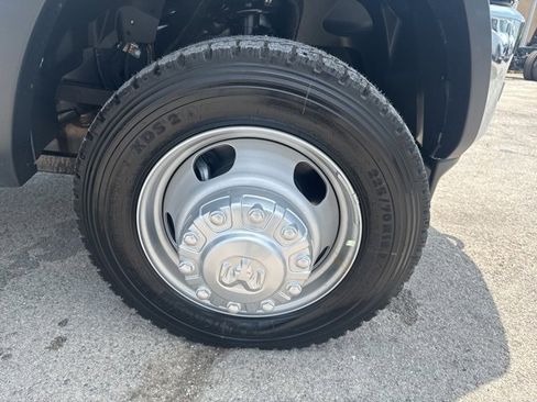 New 2025 RAM 5500 Tradesman image 20