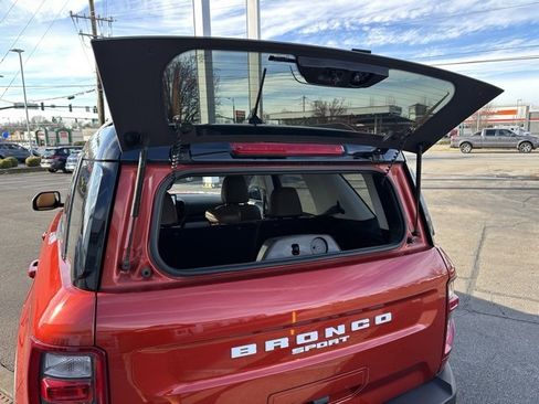 Used 2024 Ford Bronco Sport Outer Banks w/ Tech Package image 24