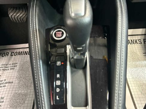 Used 2020 Nissan Kicks SR w/ SR Premium Package FWD image 6
