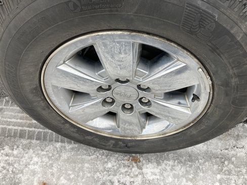 Used 2013 GMC Sierra 1500 SLE w/ Power Tech Package image 9