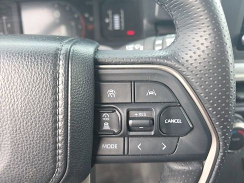 Used 2025 Toyota 4Runner SR5 image 17