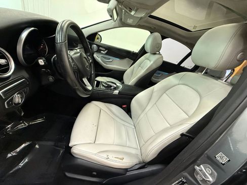 Used 2017 Mercedes-Benz C 300 4MATIC Sedan w/ Premium 3 Package image 17