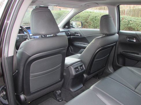 Used 2014 Honda Accord EX-L image 25