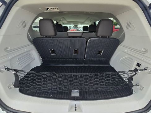 Used 2024 GMC Acadia Denali FWD image 14