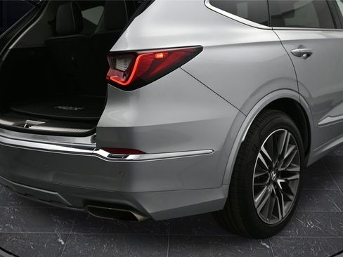Used 2026 Acura MDX SH-AWD w/ Advance Package image 12