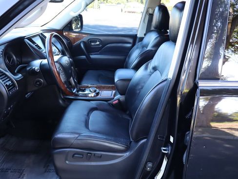 Used 2018 INFINITI QX80 4WD w/ Driver Assistance Package image 19