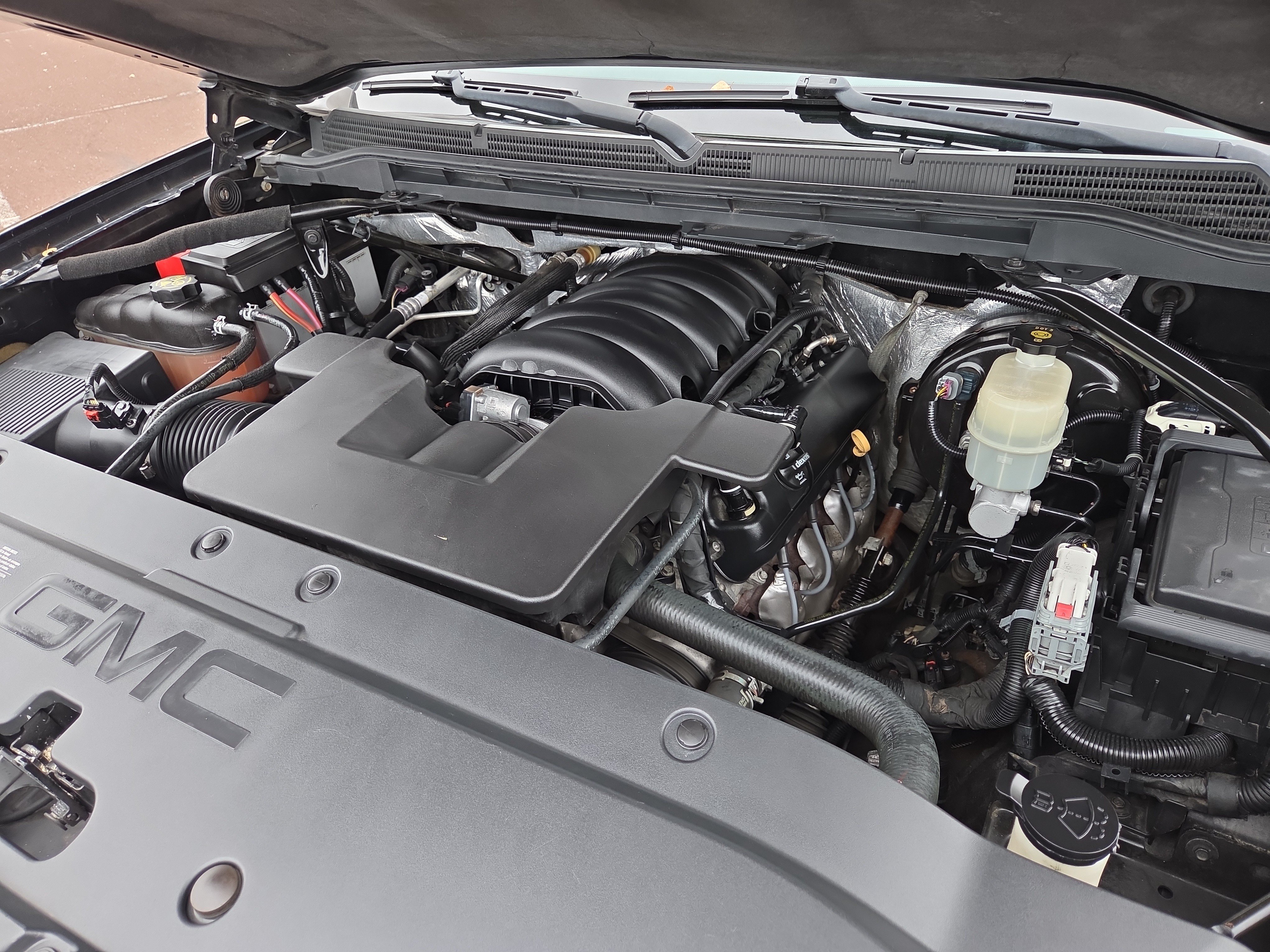 Used 2015 GMC Sierra 1500 Denali AWD/4WD image 32