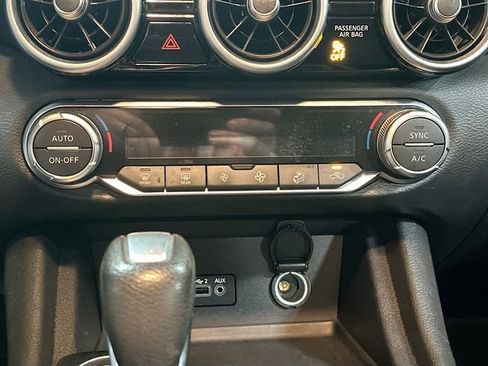 Used 2021 Nissan Sentra SV w/ Trunk Package image 16