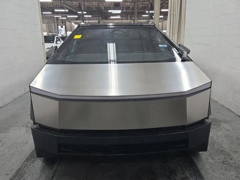 Used 2024 Tesla Cybertruck Cyberbeast AWD/4WD image 6