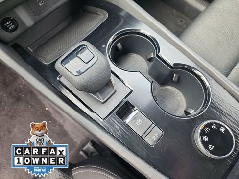 Used 2024 Nissan Rogue SV image 32