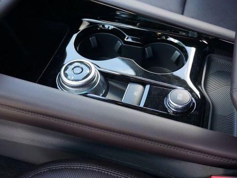 New 2026 Ford Explorer Platinum image 27