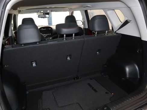 Used 2024 Kia Soul GT-Line image 19