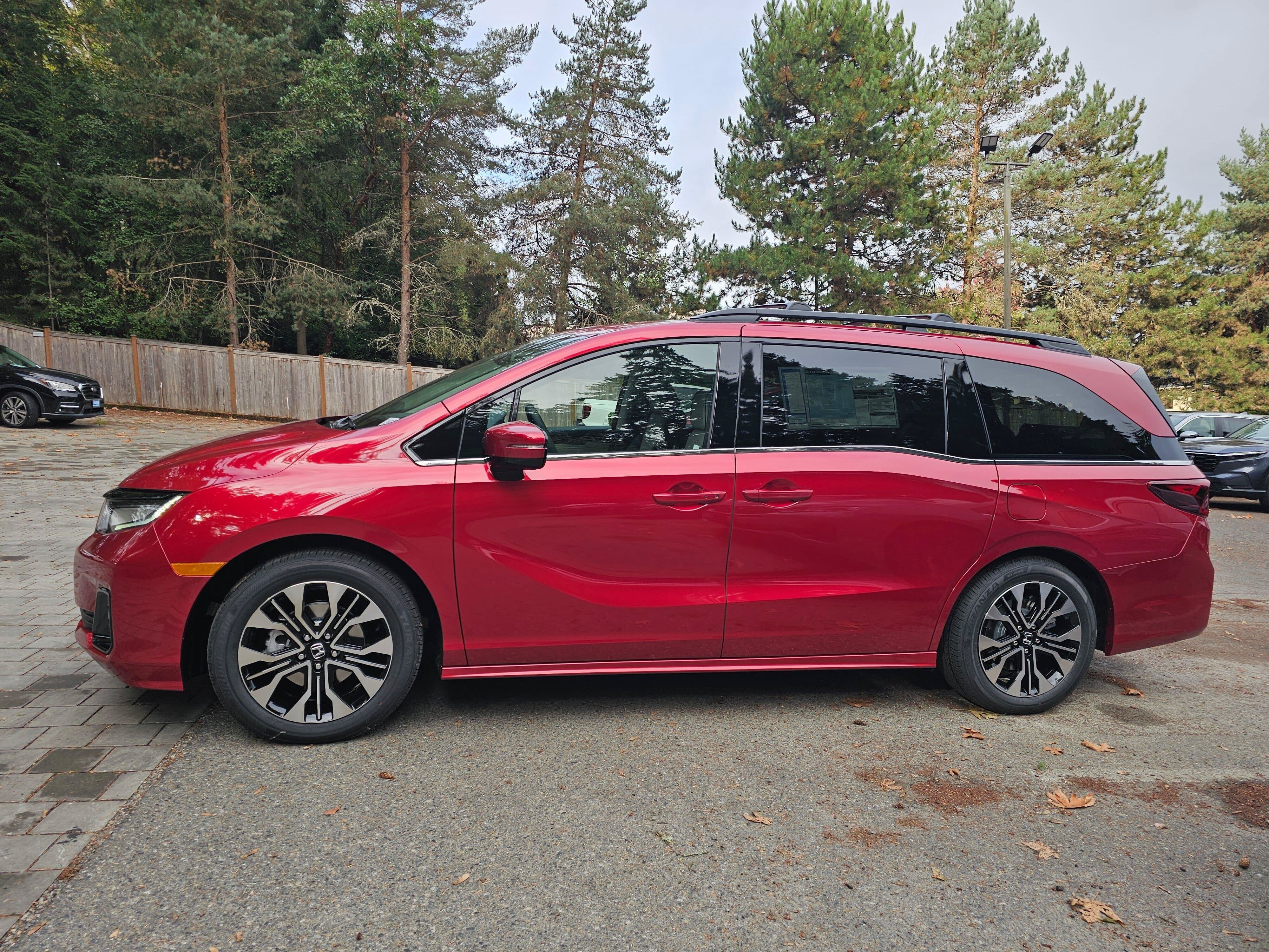 New 2027 Honda Odyssey Elite image 4
