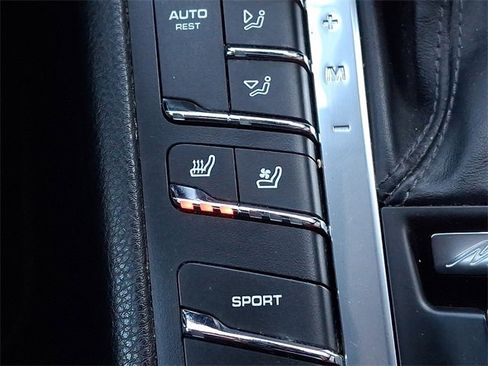 Certified 2017 Porsche Macan S image 29