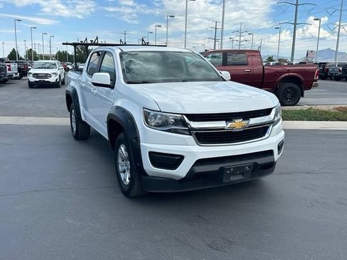 Used 2018 Chevrolet Colorado LT AWD/4WD image 10