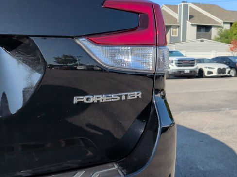 Used 2019 Subaru Forester Limited w/ Popular Package #3 AWD/4WD image 11