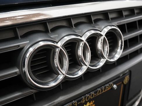 Used 2010 Audi A4 2.0T Premium Plus image 14