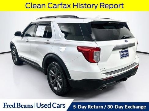 Used 2021 Ford Explorer XLT w/ Equipment Group 202A AWD/4WD image 7