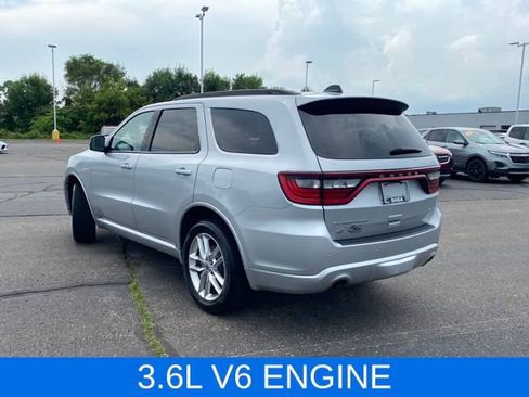 Used 2023 Dodge Durango GT image 3