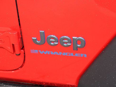 Used 2025 Jeep Wrangler Unlimited Sport S 4xe AWD/4WD image 12