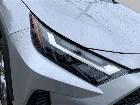 Used 2024 Toyota RAV4 XLE AWD/4WD image 26