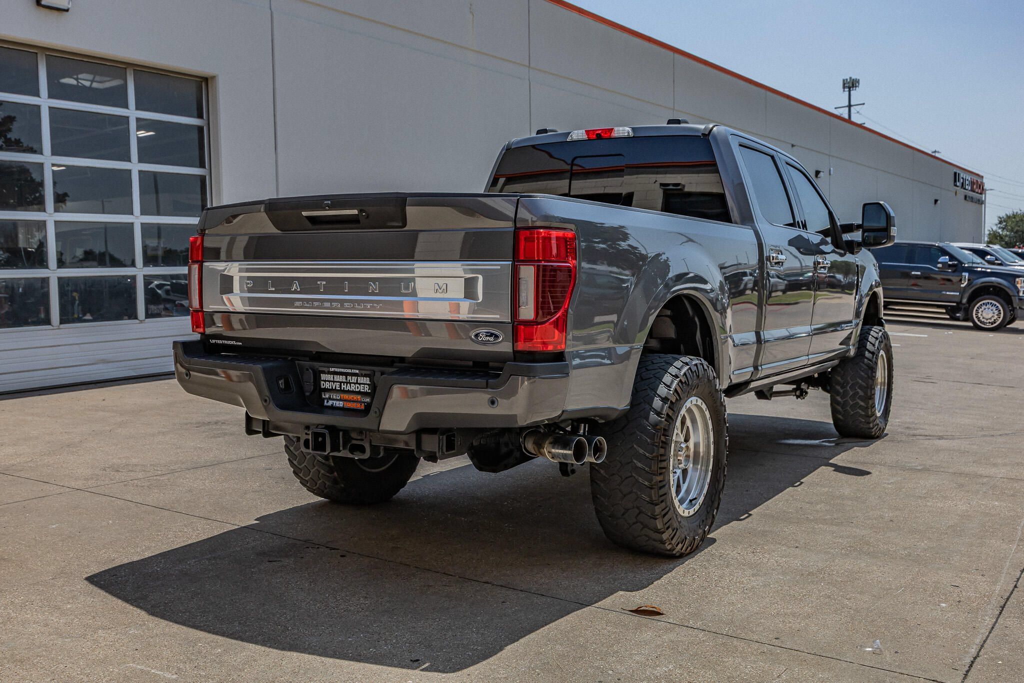 Used 2021 Ford F250 Platinum AWD/4WD image 9