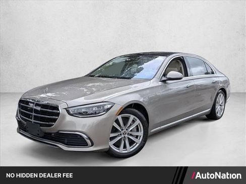Used 2023 Mercedes-Benz S 500 4MATIC image 1