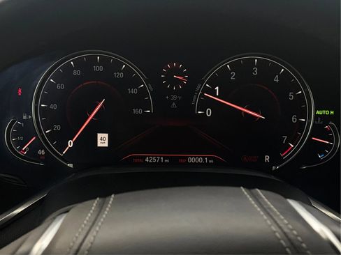 Used 2019 BMW 750i xDrive w/ Executive Package AWD/4WD image 23