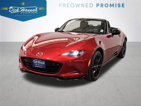 Used 2019 MAZDA MX-5 Miata Club image 1