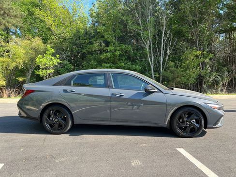 New 2026 Hyundai Elantra Sport w/ Cargo Package FWD image 5