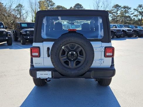 New 2026 Jeep Wrangler Sport AWD/4WD image 19