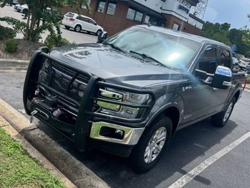 Used 2018 Ford F150 Lariat w/ Equipment Group 502A Luxury AWD/4WD image 2
