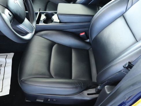 Used 2020 Tesla Model 3 Performance image 14