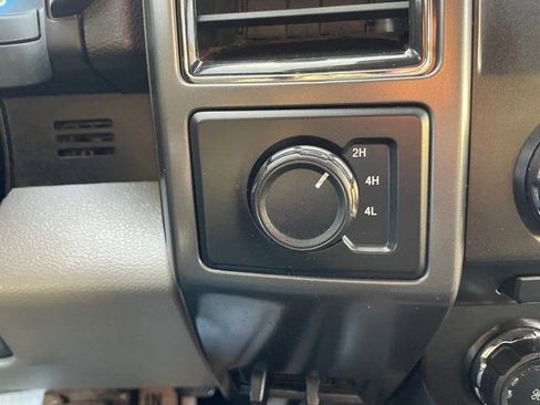 Used 2018 Ford F150 XLT w/ XTR Package image 24