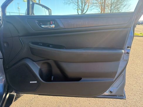 Used 2017 Subaru Outback 2.5i Limited image 29