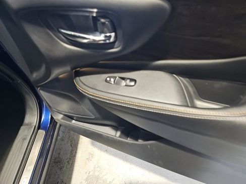 Certified 2024 Nissan Murano Platinum w/ Cargo Package image 28