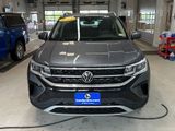 Used 2024 Volkswagen Taos SEL image 2