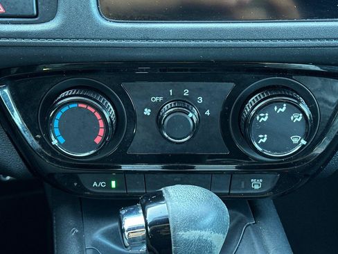 Used 2020 Honda HR-V Sport image 22