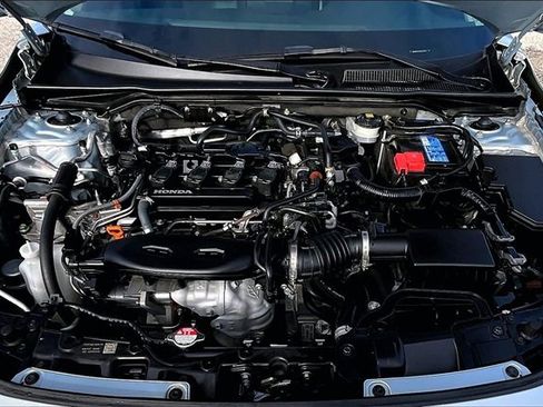 Used 2023 Honda Civic Touring image 9