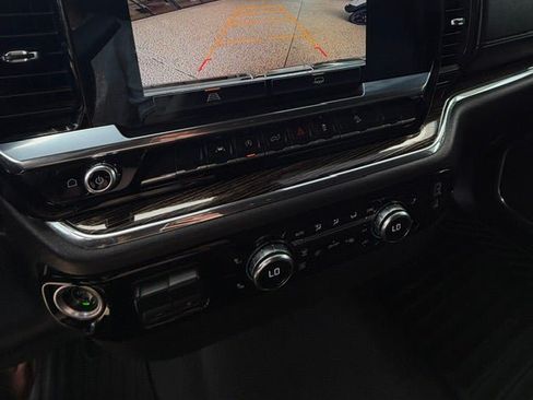 Used 2024 GMC Sierra 1500 Elevation w/ X31 Off-Road Package AWD/4WD image 14