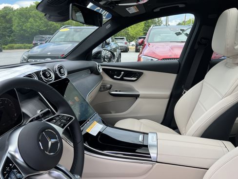 Certified 2025 Mercedes-Benz GLC 300 GLC 300 image 24