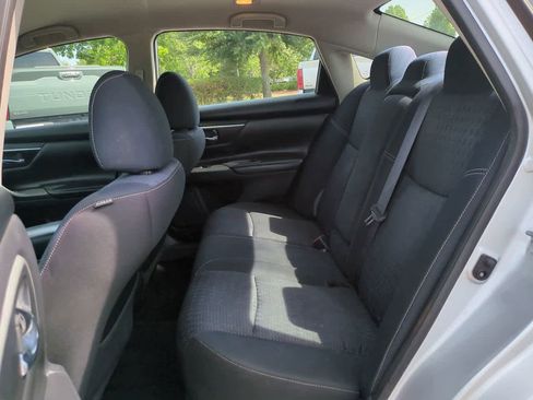 Used 2017 Nissan Altima 2.5 SV FWD image 13