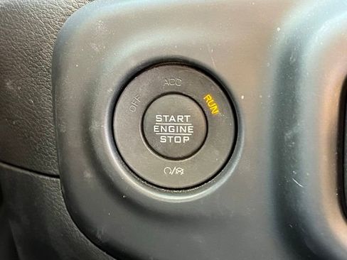Used 2023 Jeep Wrangler Unlimited Sahara w/ Cold Weather Group AWD/4WD image 20